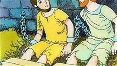 بينما ثلاثه يمشون في طريق اصابهم مطرا 