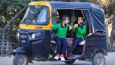 اتفق أحد الآباء مع سائق توكتوك كتابة ريم السيد