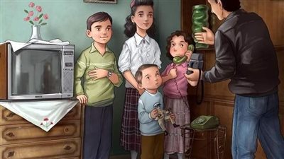 خادمة تدخل الحمام