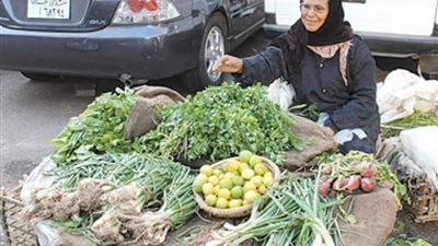 بائعة الخضروات