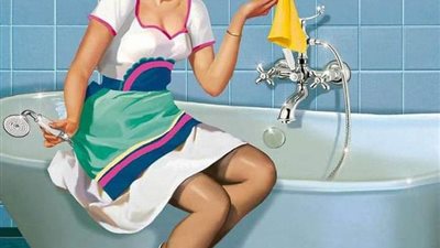طلبت من صديقتها ان تاخذ لها صورة بهاتفها