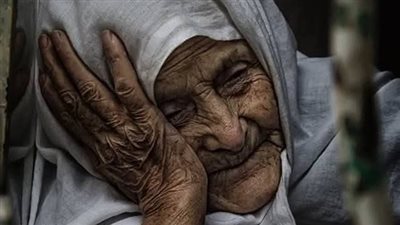 الام المتسولة