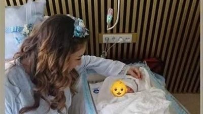 لم أكن أتجاوز الثلاثين حين انجبت زوجتي اول ابنائي