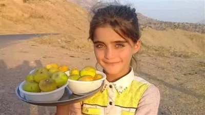 فتاة المدرسة