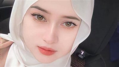 امرأة تبرعت بعينها لزوجها 