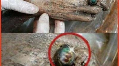 تم العثور علي مومياء غامضة