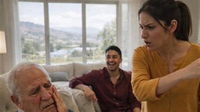 ضړبت ابوها قدام جوزها